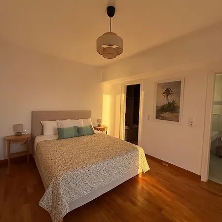 Anemoessa Villa *